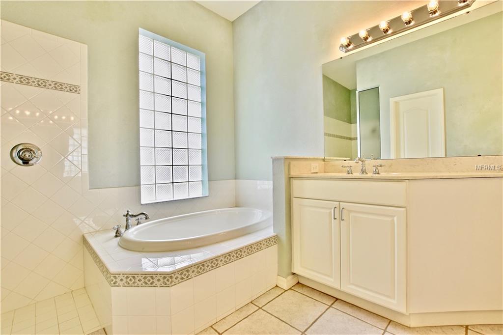 5106 PHEASANT WOODS DRIVE, LUTZ, Florida 33558, 4 Bedrooms Bedrooms, 4 Rooms Rooms,3 BathroomsBathrooms,Residential,For sale,PHEASANT WOODS,T2927983