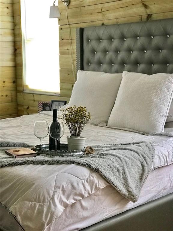 14007 MAILER BOULEVARD, ORLANDO, Florida 32828, 5 Bedrooms Bedrooms, 11 Rooms Rooms,2 BathroomsBathrooms,Residential,For sale,MAILER,O5561576