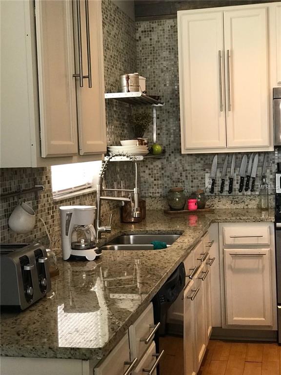 14007 MAILER BOULEVARD, ORLANDO, Florida 32828, 5 Bedrooms Bedrooms, 11 Rooms Rooms,2 BathroomsBathrooms,Residential,For sale,MAILER,O5561576