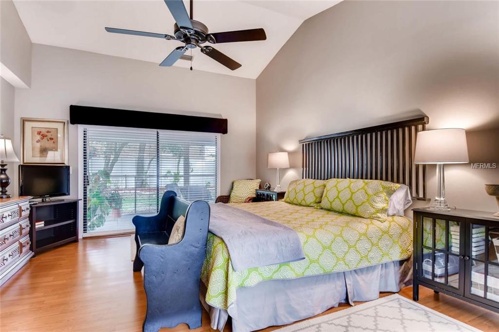 2239 PALM VIEW DRIVE, APOPKA, Florida 32712, 4 Bedrooms Bedrooms, 9 Rooms Rooms,2 BathroomsBathrooms,Residential,For sale,PALM VIEW,O5561804