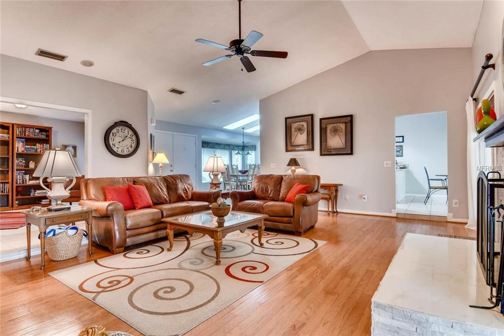 2239 PALM VIEW DRIVE, APOPKA, Florida 32712, 4 Bedrooms Bedrooms, 9 Rooms Rooms,2 BathroomsBathrooms,Residential,For sale,PALM VIEW,O5561804