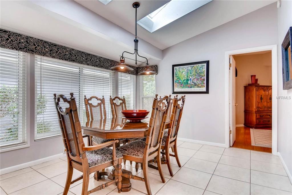 2239 PALM VIEW DRIVE, APOPKA, Florida 32712, 4 Bedrooms Bedrooms, 9 Rooms Rooms,2 BathroomsBathrooms,Residential,For sale,PALM VIEW,O5561804