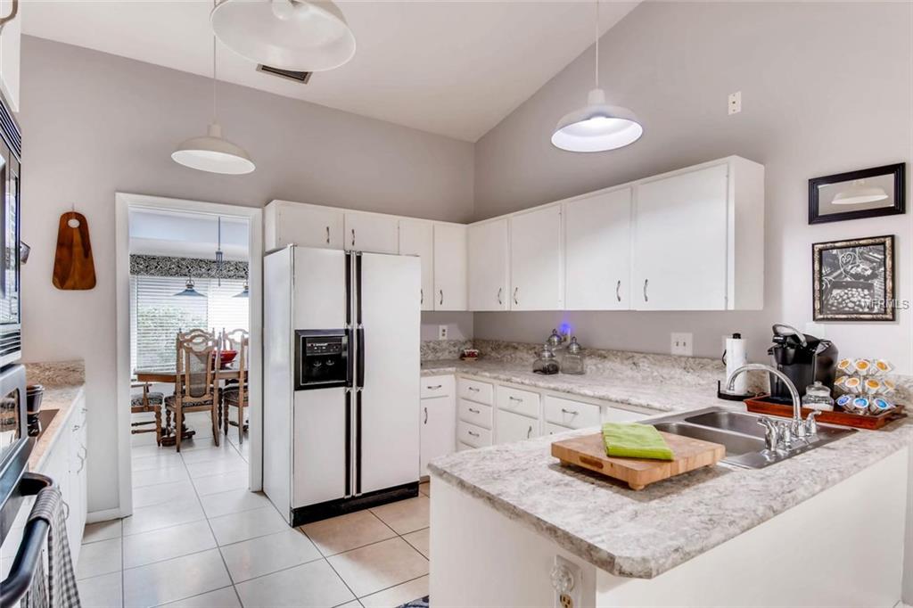 2239 PALM VIEW DRIVE, APOPKA, Florida 32712, 4 Bedrooms Bedrooms, 9 Rooms Rooms,2 BathroomsBathrooms,Residential,For sale,PALM VIEW,O5561804