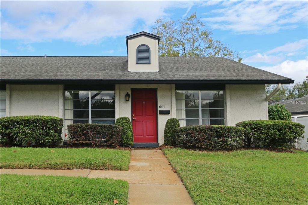 601 GROVE COURT, MAITLAND, Florida 32751, 2 Bedrooms Bedrooms, 4 Rooms Rooms,2 BathroomsBathrooms,Residential,For sale,GROVE,O5547394