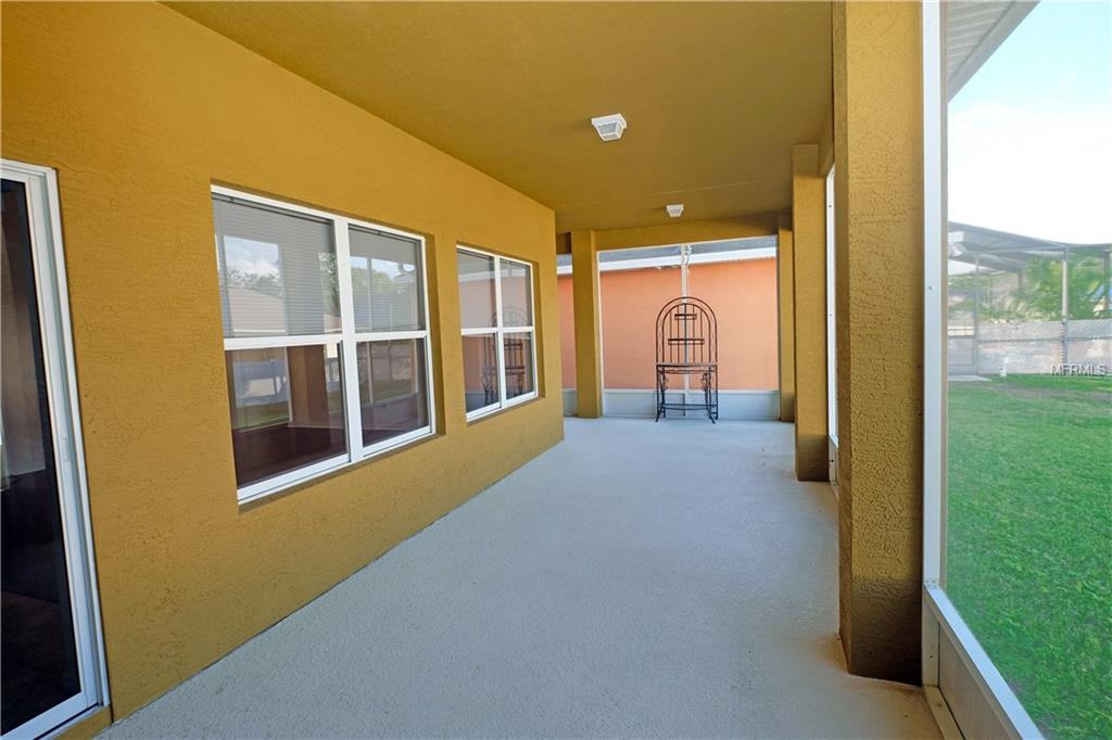 217 JAMES CIRCLE, LAKE ALFRED, Florida 33850, 6 Bedrooms Bedrooms, 13 Rooms Rooms,3 BathroomsBathrooms,Residential,For sale,JAMES,T2916255