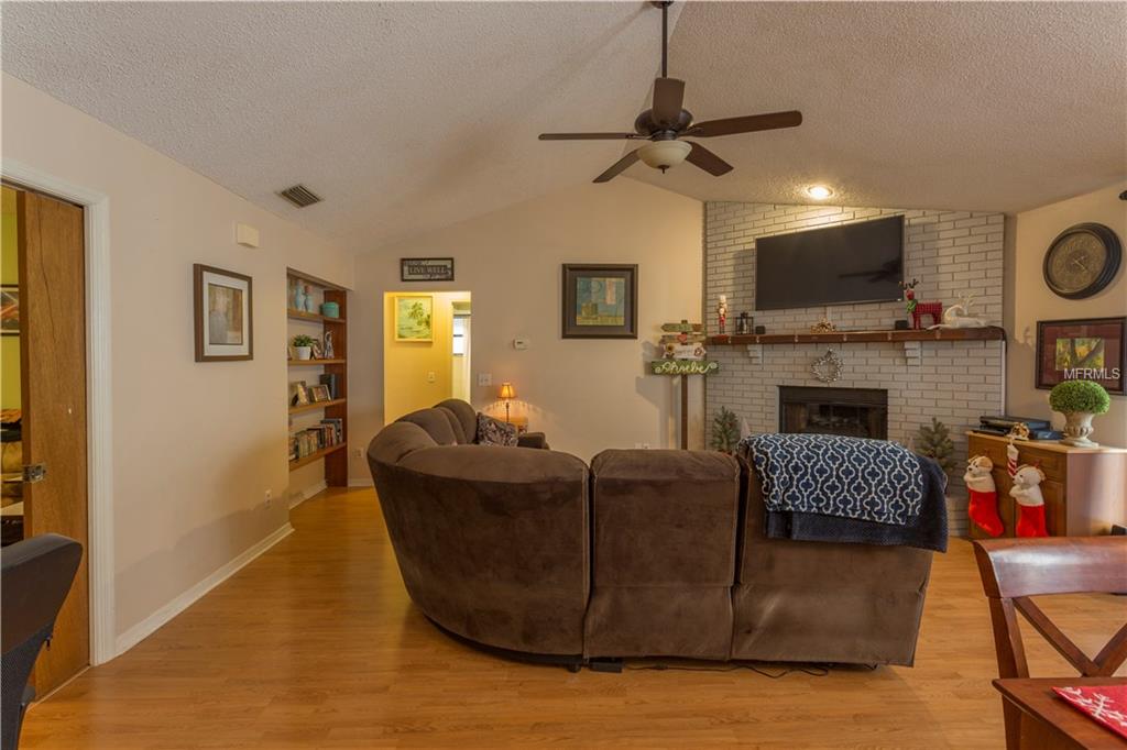 2208 SPRINGRAIN DRIVE, CLEARWATER, Florida 33763, 2 Bedrooms Bedrooms, 6 Rooms Rooms,2 BathroomsBathrooms,Residential,For sale,SPRINGRAIN,U7841370