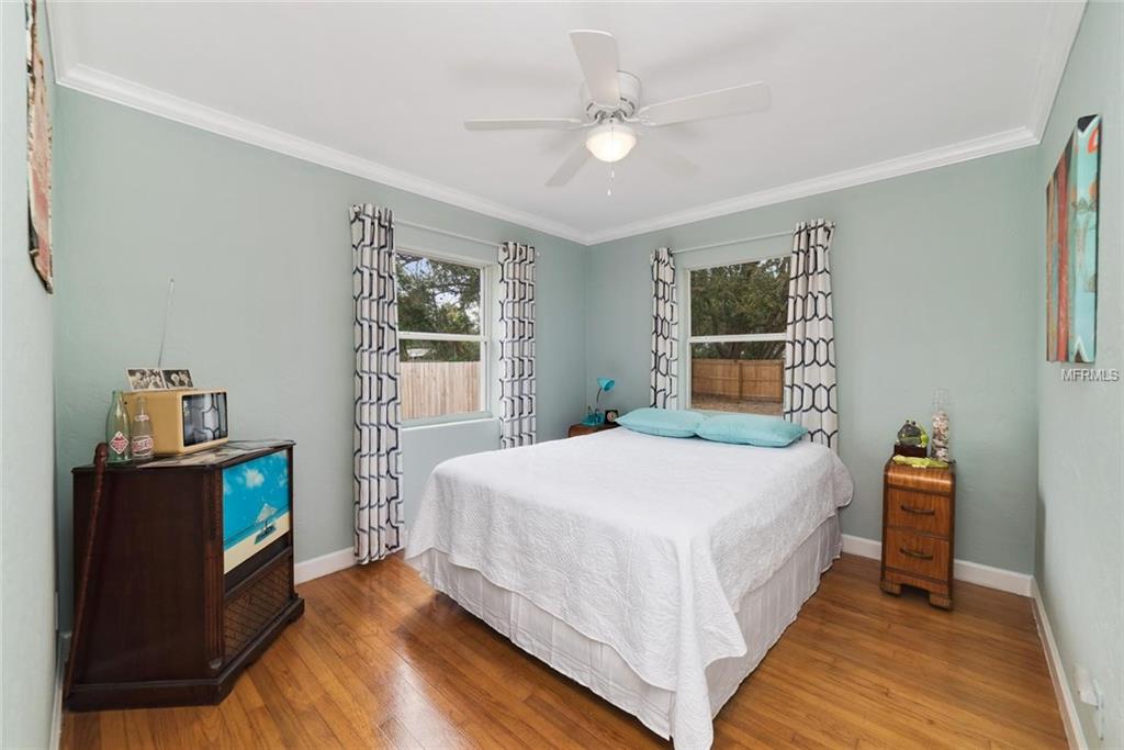 4 MONROE AVENUE, DEBARY, Florida 32713, 4 Bedrooms Bedrooms, 8 Rooms Rooms,1 BathroomBathrooms,Residential,For sale,MONROE,O5553486