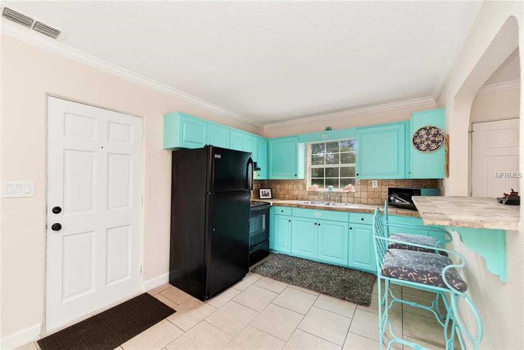 4 MONROE AVENUE, DEBARY, Florida 32713, 4 Bedrooms Bedrooms, 8 Rooms Rooms,1 BathroomBathrooms,Residential,For sale,MONROE,O5553486