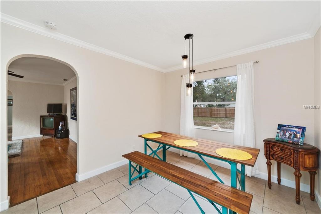 4 MONROE AVENUE, DEBARY, Florida 32713, 4 Bedrooms Bedrooms, 8 Rooms Rooms,1 BathroomBathrooms,Residential,For sale,MONROE,O5553486