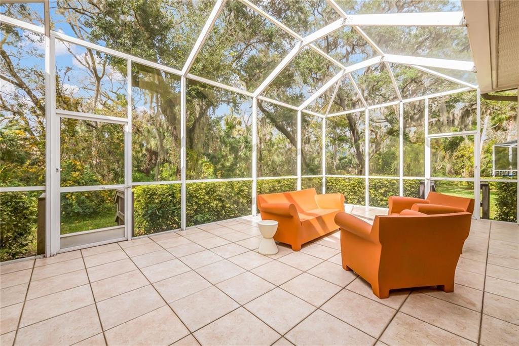 8138 DUKES WOOD COURT, UNIVERSITY PARK, Florida 34201, 2 Bedrooms Bedrooms, 8 Rooms Rooms,3 BathroomsBathrooms,Residential,For sale,DUKES WOOD,A4205956