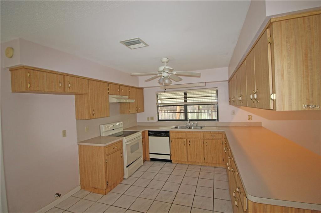 16218 FANTASIA DRIVE, TAMPA, Florida 33624, 3 Bedrooms Bedrooms, 3 Rooms Rooms,2 BathroomsBathrooms,Residential,For sale,FANTASIA,T2925995