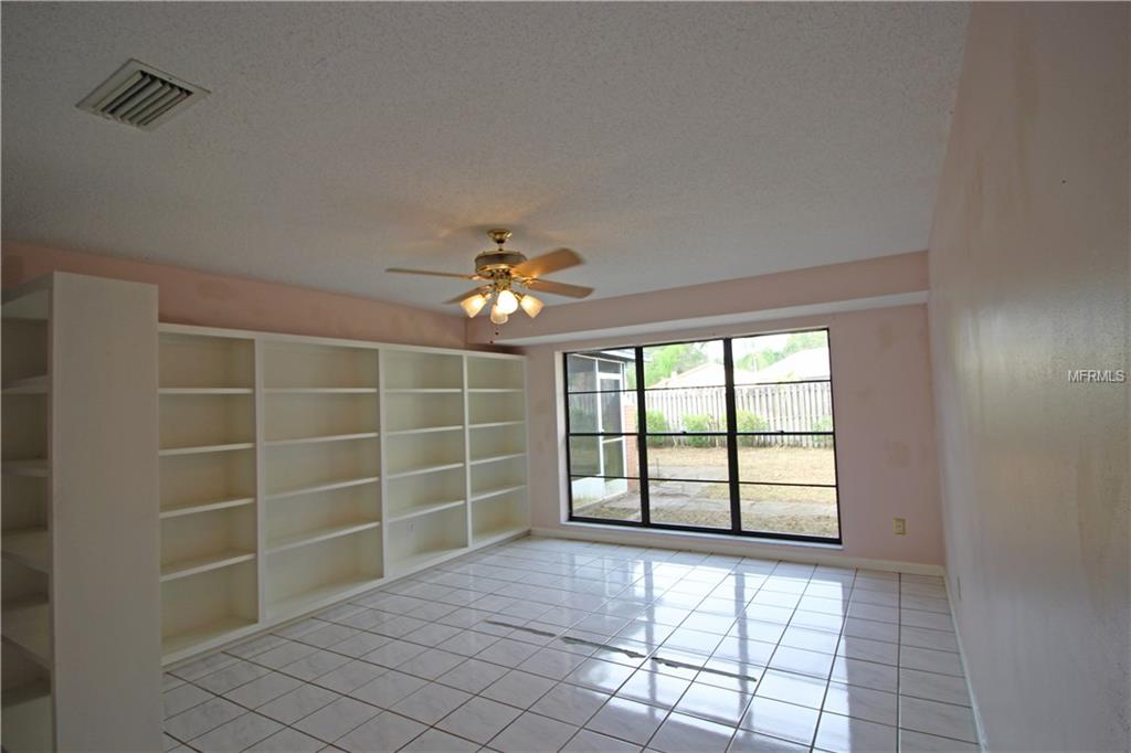 16218 FANTASIA DRIVE, TAMPA, Florida 33624, 3 Bedrooms Bedrooms, 3 Rooms Rooms,2 BathroomsBathrooms,Residential,For sale,FANTASIA,T2925995