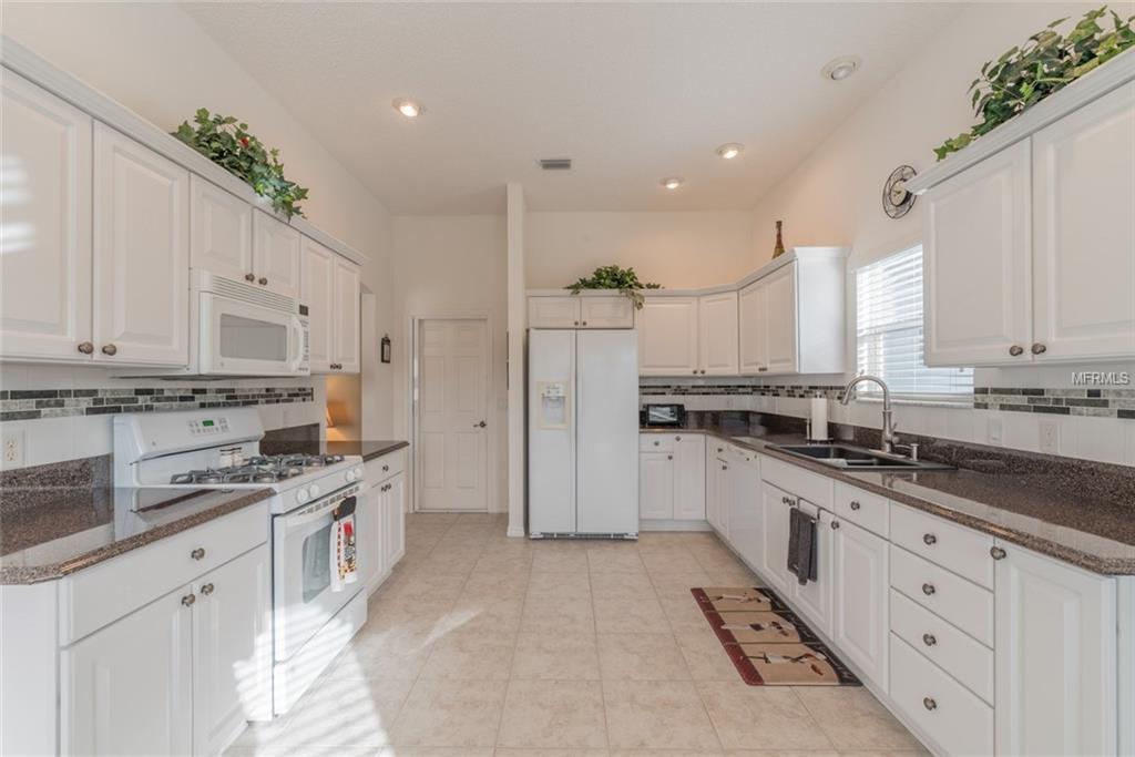 1172 BRUNSON WAY, THE VILLAGES, Florida 32162, 3 Bedrooms Bedrooms, 7 Rooms Rooms,2 BathroomsBathrooms,Residential,For sale,BRUNSON WAY,G4852564