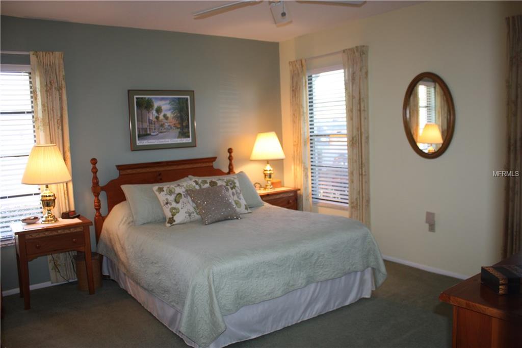 707 VIVIENDA WEST BOULEVARD, VENICE, Florida 34293, 2 Bedrooms Bedrooms, 8 Rooms Rooms,2 BathroomsBathrooms,Residential,For sale,VIVIENDA WEST,N5916366