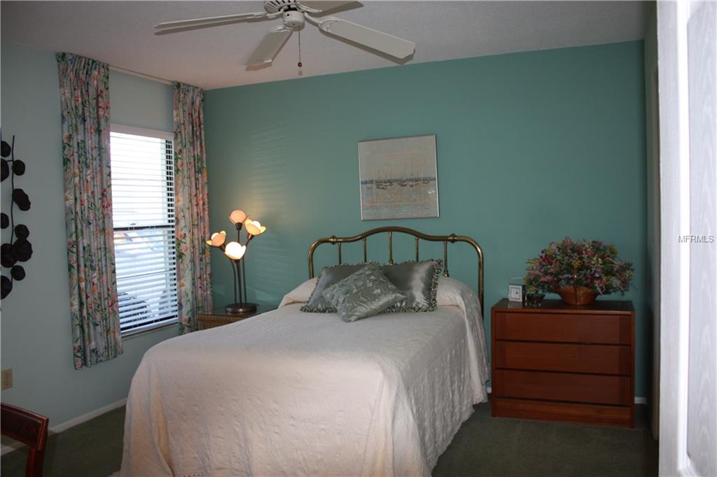 707 VIVIENDA WEST BOULEVARD, VENICE, Florida 34293, 2 Bedrooms Bedrooms, 8 Rooms Rooms,2 BathroomsBathrooms,Residential,For sale,VIVIENDA WEST,N5916366