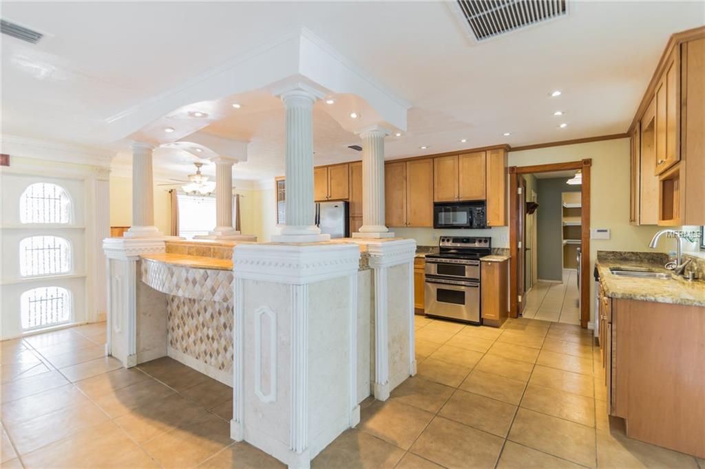 2089 POINCIANA ROAD, WINTER PARK, Florida 32792, 3 Bedrooms Bedrooms, 8 Rooms Rooms,2 BathroomsBathrooms,Residential,For sale,POINCIANA,O5561577