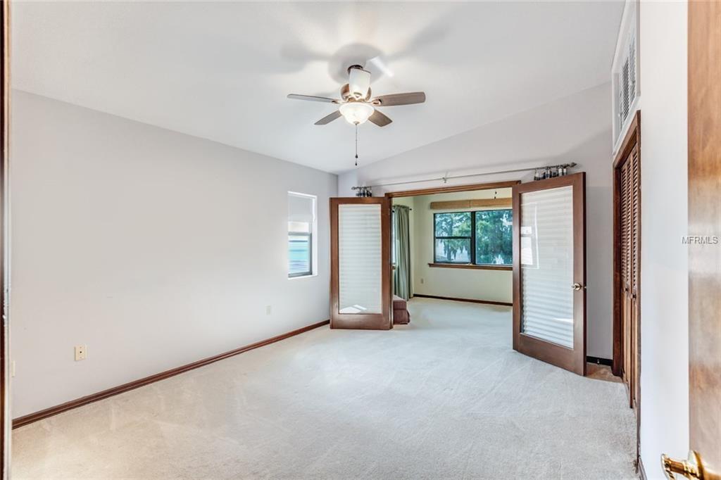 7639 FROG LOG LANE, LEESBURG, Florida 34748, 3 Bedrooms Bedrooms, 8 Rooms Rooms,3 BathroomsBathrooms,Residential,For sale,FROG LOG,G4842364