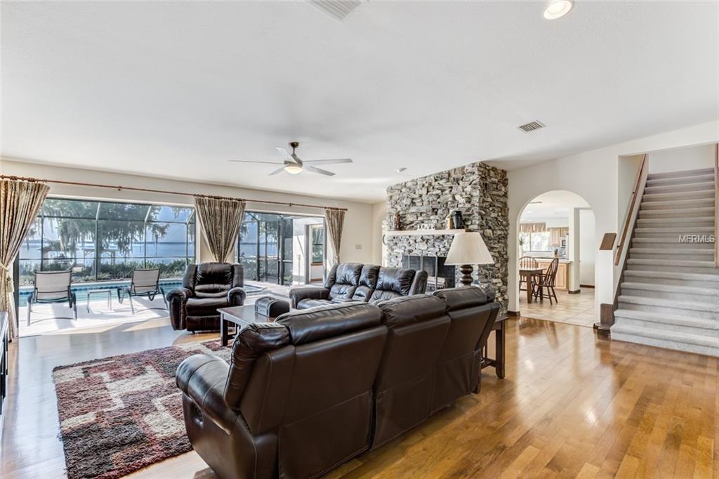 7639 FROG LOG LANE, LEESBURG, Florida 34748, 3 Bedrooms Bedrooms, 8 Rooms Rooms,3 BathroomsBathrooms,Residential,For sale,FROG LOG,G4842364