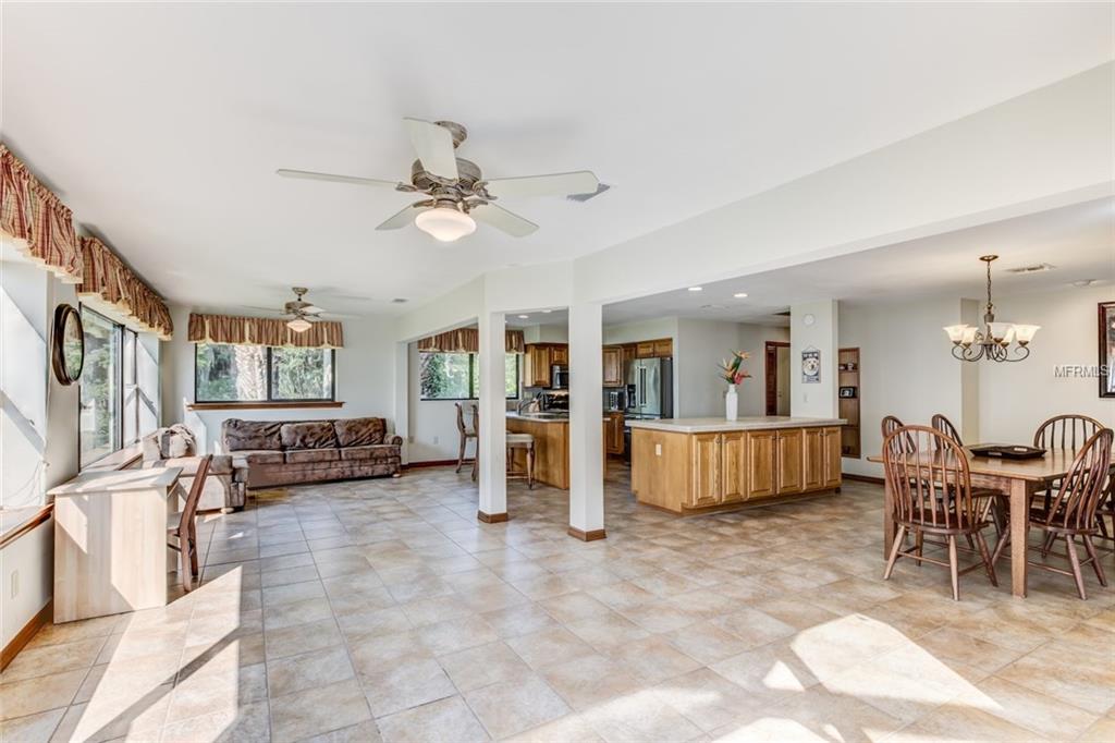 7639 FROG LOG LANE, LEESBURG, Florida 34748, 3 Bedrooms Bedrooms, 8 Rooms Rooms,3 BathroomsBathrooms,Residential,For sale,FROG LOG,G4842364