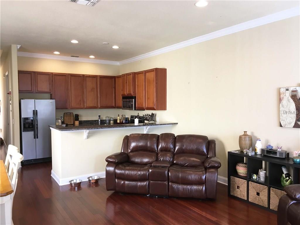 2808 E WASHINGTON STREET, ORLANDO, Florida 32803, 3 Bedrooms Bedrooms, 3 Rooms Rooms,2 BathroomsBathrooms,Residential,For sale,WASHINGTON,O5536260