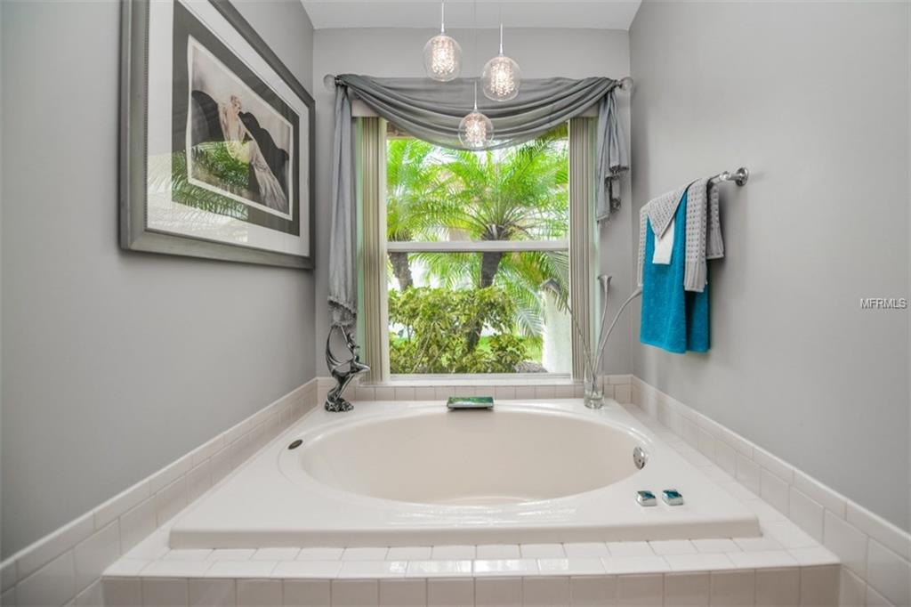 4326 MURFIELD DRIVE E, BRADENTON, Florida 34203, 2 Bedrooms Bedrooms, 6 Rooms Rooms,2 BathroomsBathrooms,Residential,For sale,MURFIELD,A4198497