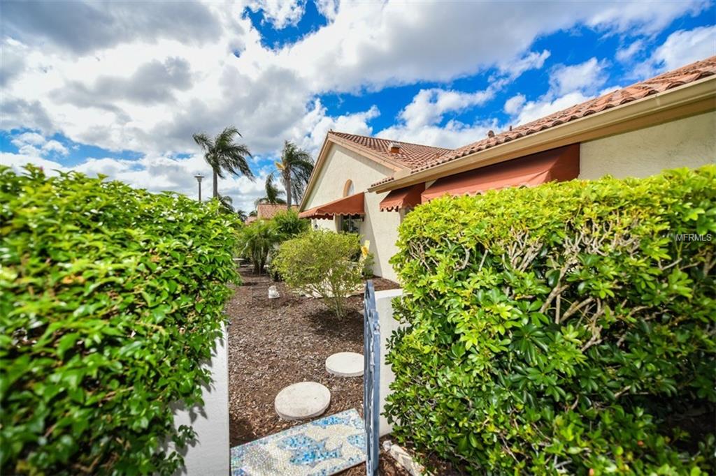 4326 MURFIELD DRIVE E, BRADENTON, Florida 34203, 2 Bedrooms Bedrooms, 6 Rooms Rooms,2 BathroomsBathrooms,Residential,For sale,MURFIELD,A4198497