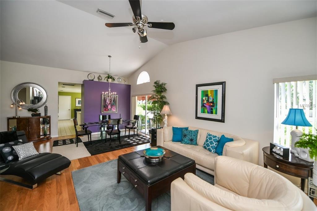 4326 MURFIELD DRIVE E, BRADENTON, Florida 34203, 2 Bedrooms Bedrooms, 6 Rooms Rooms,2 BathroomsBathrooms,Residential,For sale,MURFIELD,A4198497