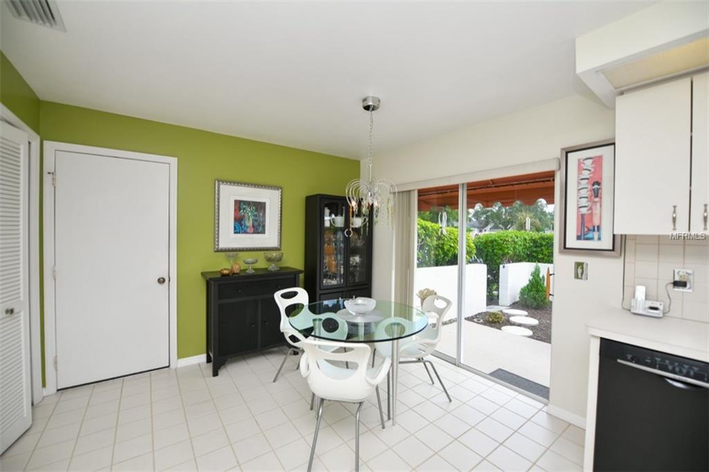 4326 MURFIELD DRIVE E, BRADENTON, Florida 34203, 2 Bedrooms Bedrooms, 6 Rooms Rooms,2 BathroomsBathrooms,Residential,For sale,MURFIELD,A4198497