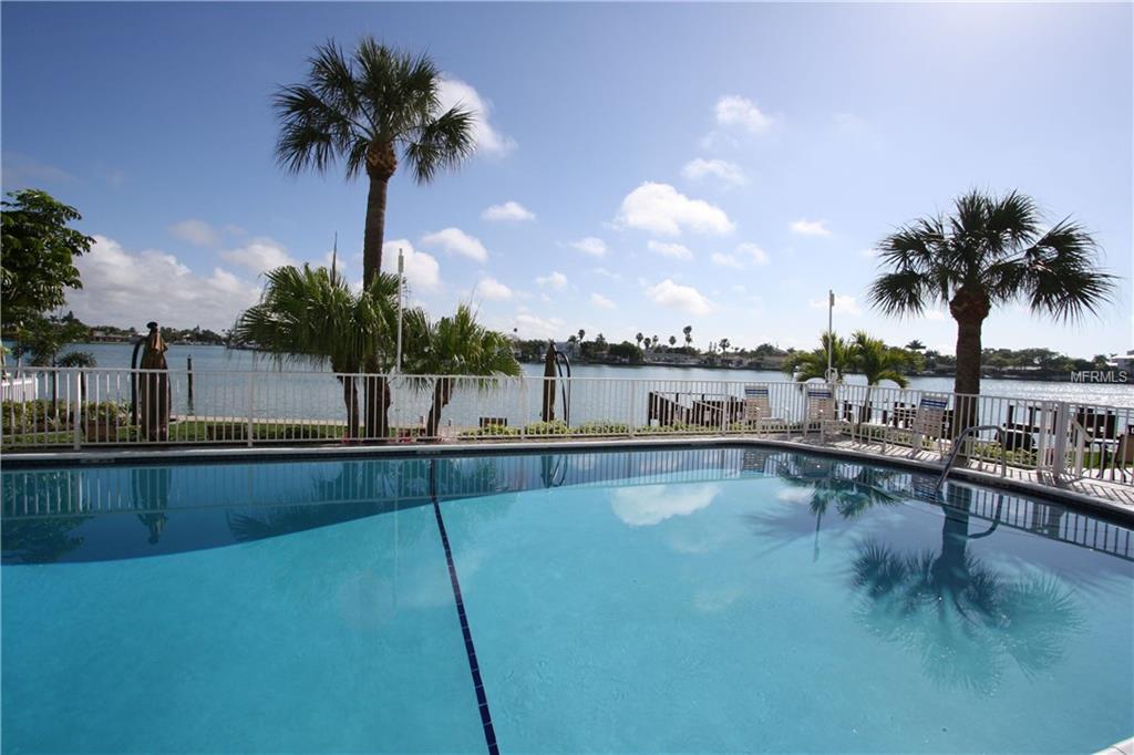 10265 GULF BOULEVARD, TREASURE ISLAND, Florida 33706, 2 Bedrooms Bedrooms, 4 Rooms Rooms,2 BathroomsBathrooms,Residential,For sale,GULF,U7837171