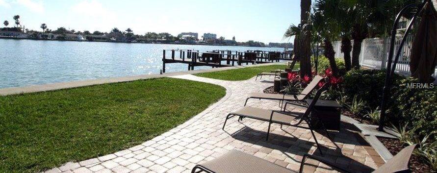 10265 GULF BOULEVARD, TREASURE ISLAND, Florida 33706, 2 Bedrooms Bedrooms, 4 Rooms Rooms,2 BathroomsBathrooms,Residential,For sale,GULF,U7837171