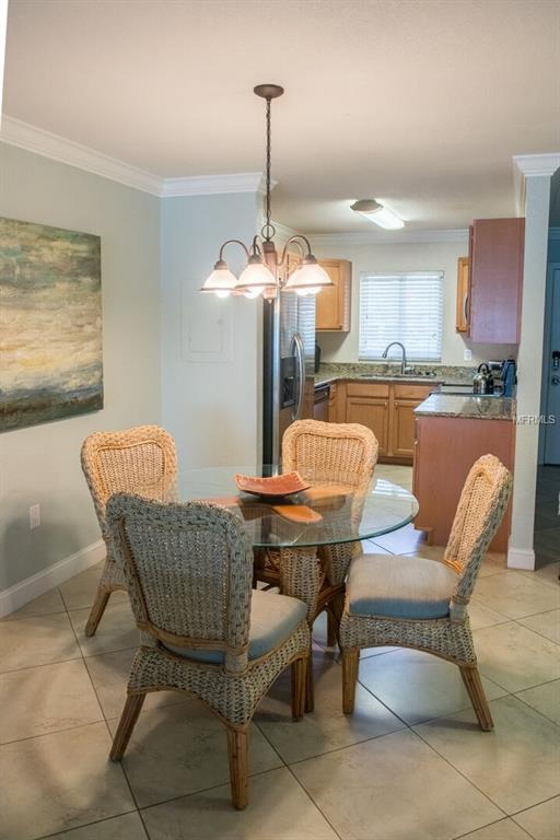 10265 GULF BOULEVARD, TREASURE ISLAND, Florida 33706, 2 Bedrooms Bedrooms, 4 Rooms Rooms,2 BathroomsBathrooms,Residential,For sale,GULF,U7837171