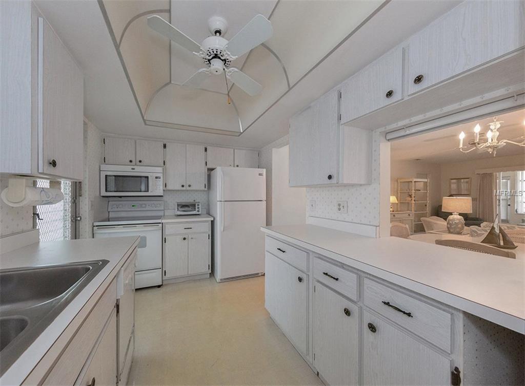 307 YAWL WAY, NOKOMIS, Florida 34275, 2 Bedrooms Bedrooms, 6 Rooms Rooms,2 BathroomsBathrooms,Residential,For sale,YAWL,N5915610