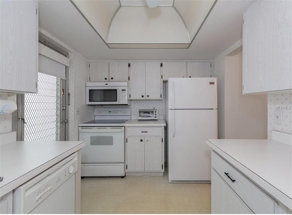 307 YAWL WAY, NOKOMIS, Florida 34275, 2 Bedrooms Bedrooms, 6 Rooms Rooms,2 BathroomsBathrooms,Residential,For sale,YAWL,N5915610