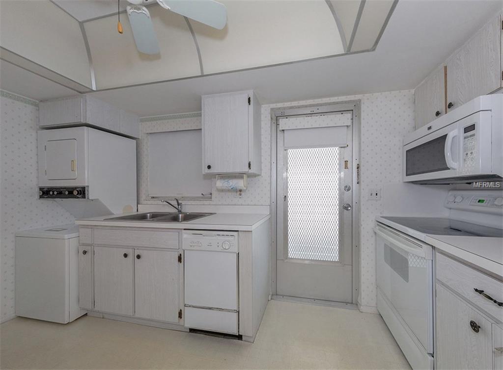 307 YAWL WAY, NOKOMIS, Florida 34275, 2 Bedrooms Bedrooms, 6 Rooms Rooms,2 BathroomsBathrooms,Residential,For sale,YAWL,N5915610