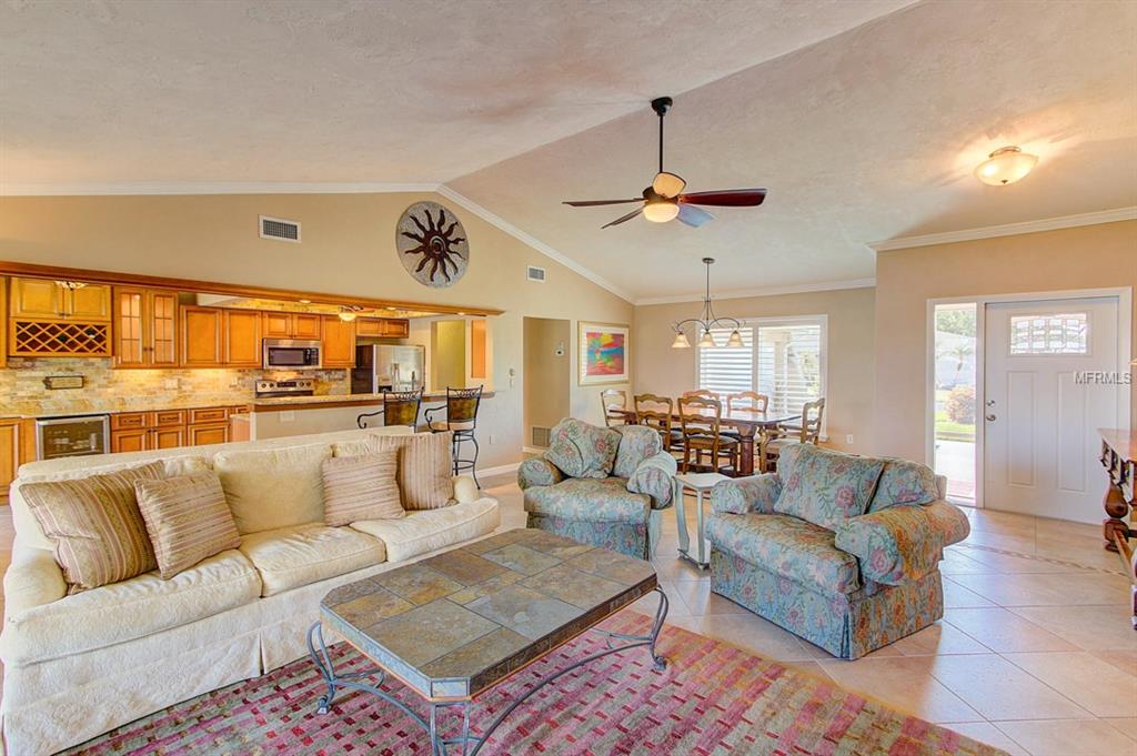 3292 MEADOW RUN CIRCLE, VENICE, Florida 34293, 3 Bedrooms Bedrooms, 6 Rooms Rooms,2 BathroomsBathrooms,Residential,For sale,MEADOW RUN,A4206543