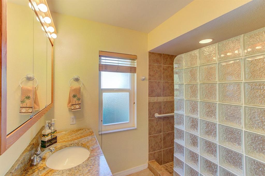 3292 MEADOW RUN CIRCLE, VENICE, Florida 34293, 3 Bedrooms Bedrooms, 6 Rooms Rooms,2 BathroomsBathrooms,Residential,For sale,MEADOW RUN,A4206543