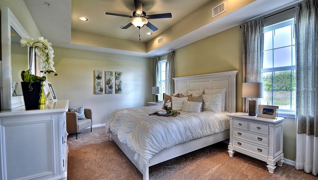 8383 ENCLAVE WAY, SARASOTA, Florida 34243, 2 Bedrooms Bedrooms, 7 Rooms Rooms,2 BathroomsBathrooms,Residential,For sale,ENCLAVE,T2925996