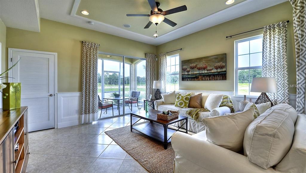 8383 ENCLAVE WAY, SARASOTA, Florida 34243, 2 Bedrooms Bedrooms, 7 Rooms Rooms,2 BathroomsBathrooms,Residential,For sale,ENCLAVE,T2925996