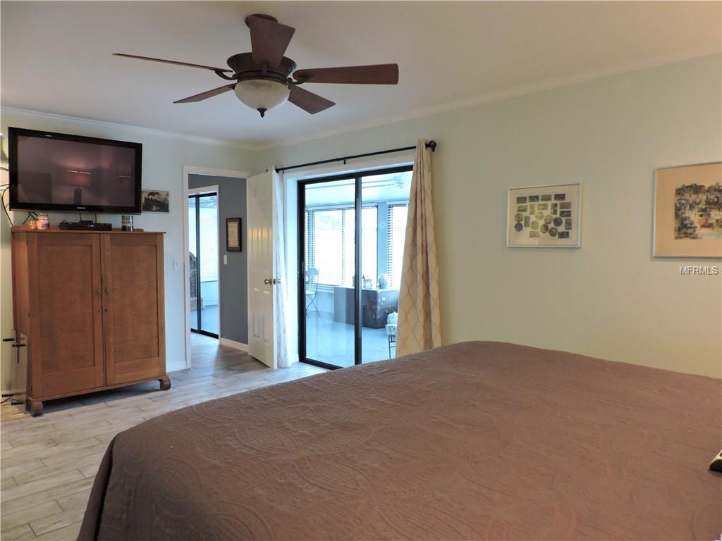 4005 CYPRESS LANDING S, WINTER HAVEN, Florida 33884, 3 Bedrooms Bedrooms, 7 Rooms Rooms,2 BathroomsBathrooms,Residential,For sale,CYPRESS,L4725488