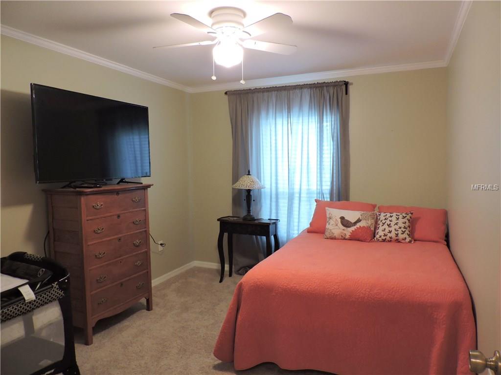 4005 CYPRESS LANDING S, WINTER HAVEN, Florida 33884, 3 Bedrooms Bedrooms, 7 Rooms Rooms,2 BathroomsBathrooms,Residential,For sale,CYPRESS,L4725488