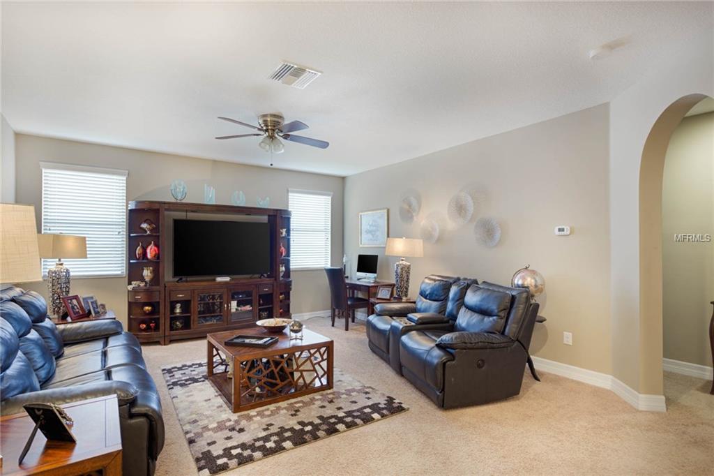 32100 WENLOCK LOOP, WESLEY CHAPEL, Florida 33543, 5 Bedrooms Bedrooms, 9 Rooms Rooms,5 BathroomsBathrooms,Residential,For sale,WENLOCK,T2928167