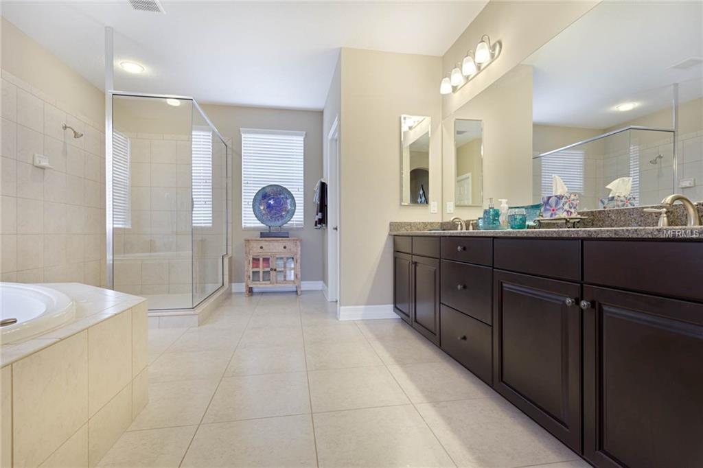 32100 WENLOCK LOOP, WESLEY CHAPEL, Florida 33543, 5 Bedrooms Bedrooms, 9 Rooms Rooms,5 BathroomsBathrooms,Residential,For sale,WENLOCK,T2928167