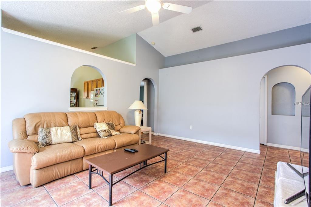 104 KAWILLA COURT, ORLANDO, Florida 32825, 3 Bedrooms Bedrooms, 6 Rooms Rooms,2 BathroomsBathrooms,Residential,For sale,KAWILLA,O5561930