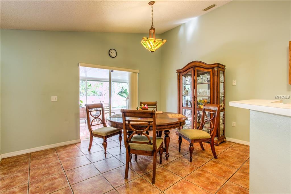 104 KAWILLA COURT, ORLANDO, Florida 32825, 3 Bedrooms Bedrooms, 6 Rooms Rooms,2 BathroomsBathrooms,Residential,For sale,KAWILLA,O5561930