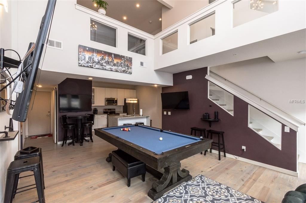 740 N FERNCREEK AVENUE, ORLANDO, Florida 32803, 3 Bedrooms Bedrooms, 5 Rooms Rooms,2 BathroomsBathrooms,Residential,For sale,FERNCREEK,O5540869