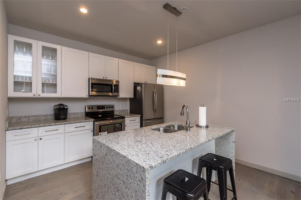 740 N FERNCREEK AVENUE, ORLANDO, Florida 32803, 3 Bedrooms Bedrooms, 5 Rooms Rooms,2 BathroomsBathrooms,Residential,For sale,FERNCREEK,O5540869