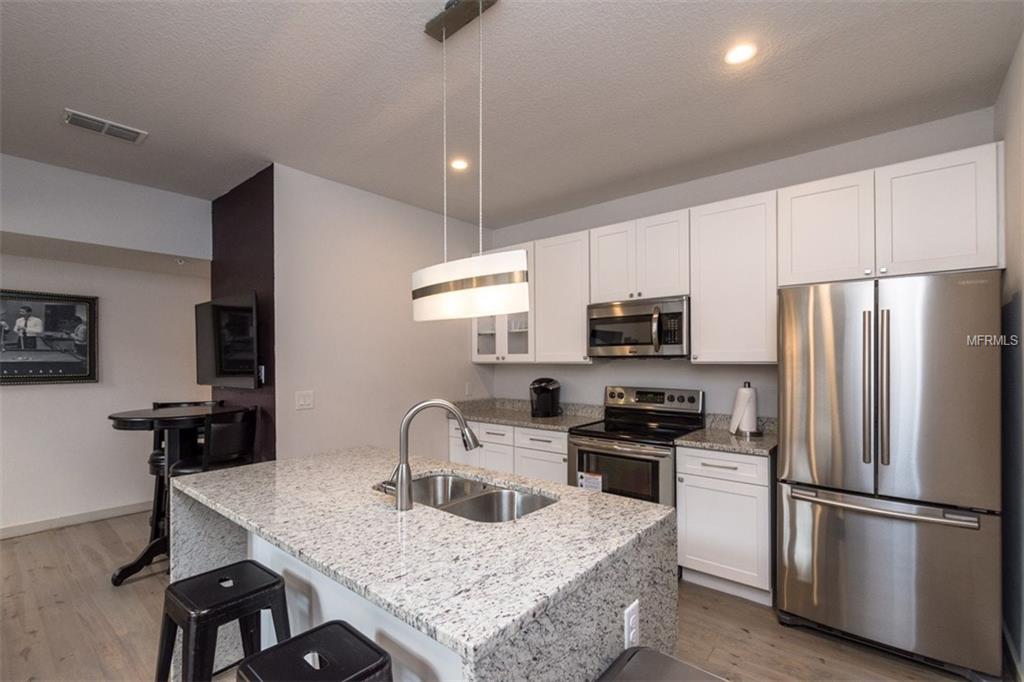 740 N FERNCREEK AVENUE, ORLANDO, Florida 32803, 3 Bedrooms Bedrooms, 5 Rooms Rooms,2 BathroomsBathrooms,Residential,For sale,FERNCREEK,O5540869