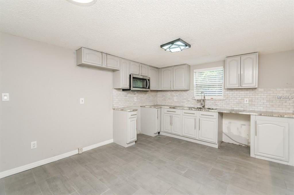 18812 CARR DRIVE, LUTZ, Florida 33559, 5 Bedrooms Bedrooms, 9 Rooms Rooms,4 BathroomsBathrooms,Residential,For sale,CARR,T2914264