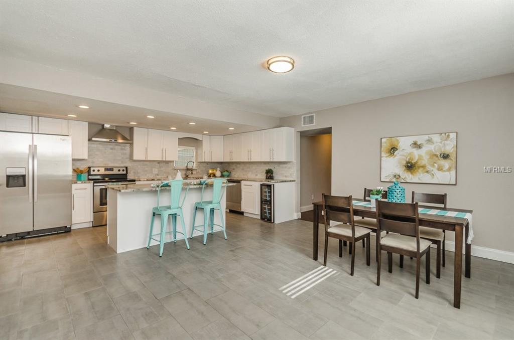 18812 CARR DRIVE, LUTZ, Florida 33559, 5 Bedrooms Bedrooms, 9 Rooms Rooms,4 BathroomsBathrooms,Residential,For sale,CARR,T2914264