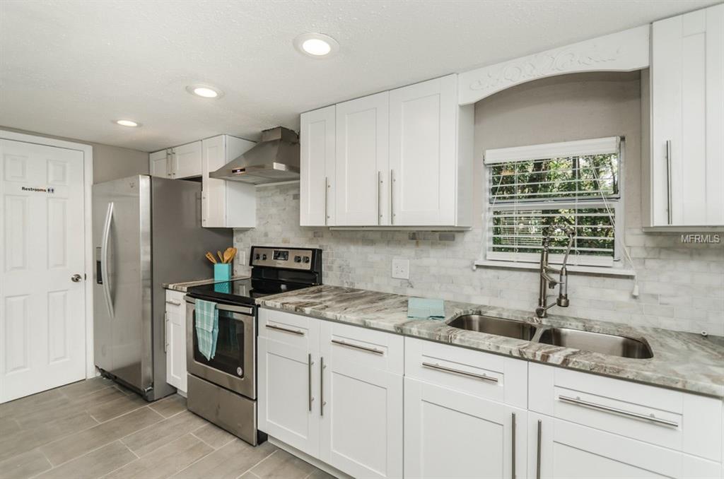 18812 CARR DRIVE, LUTZ, Florida 33559, 5 Bedrooms Bedrooms, 9 Rooms Rooms,4 BathroomsBathrooms,Residential,For sale,CARR,T2914264